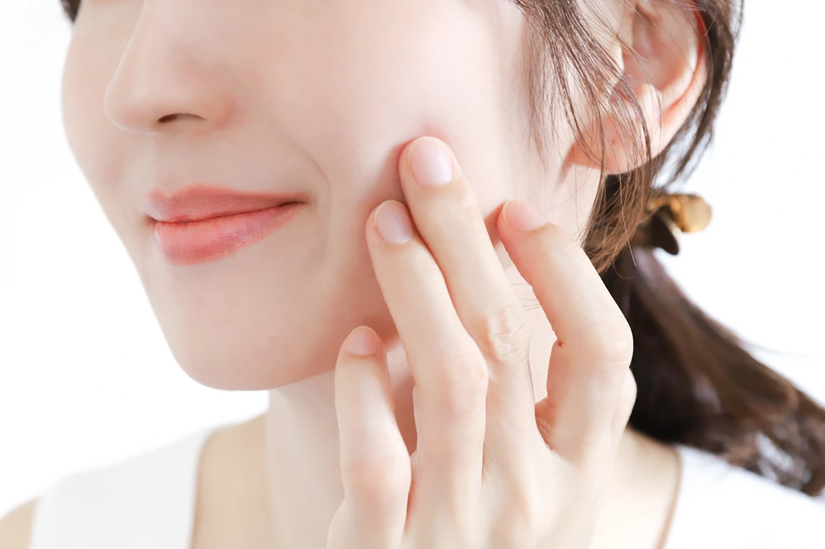 健康な口元は若さや健康の象徴です